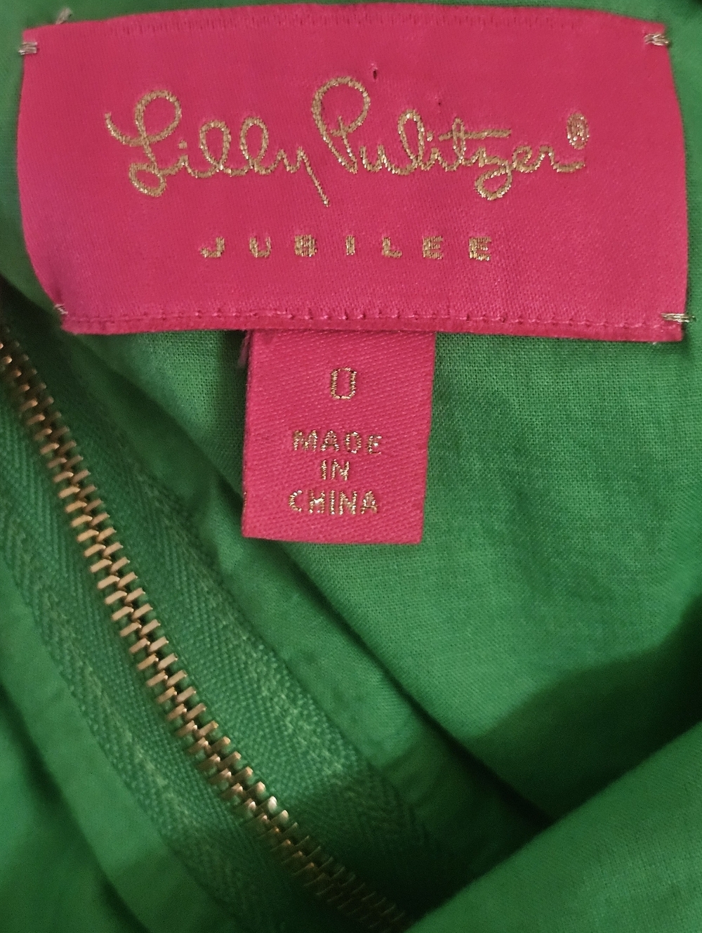 Lilly Pulitzer Jubilee Dress in a vibrant kelly green.Size 0 Excellent Condition - Picture 10 of 13